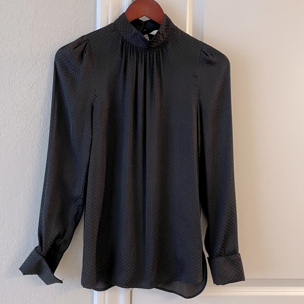 High neck top